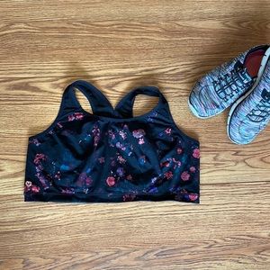 Livi Active 22/24 low impact sports bra
